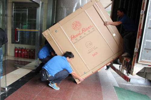 兰州钢琴贵重工艺品无忧运